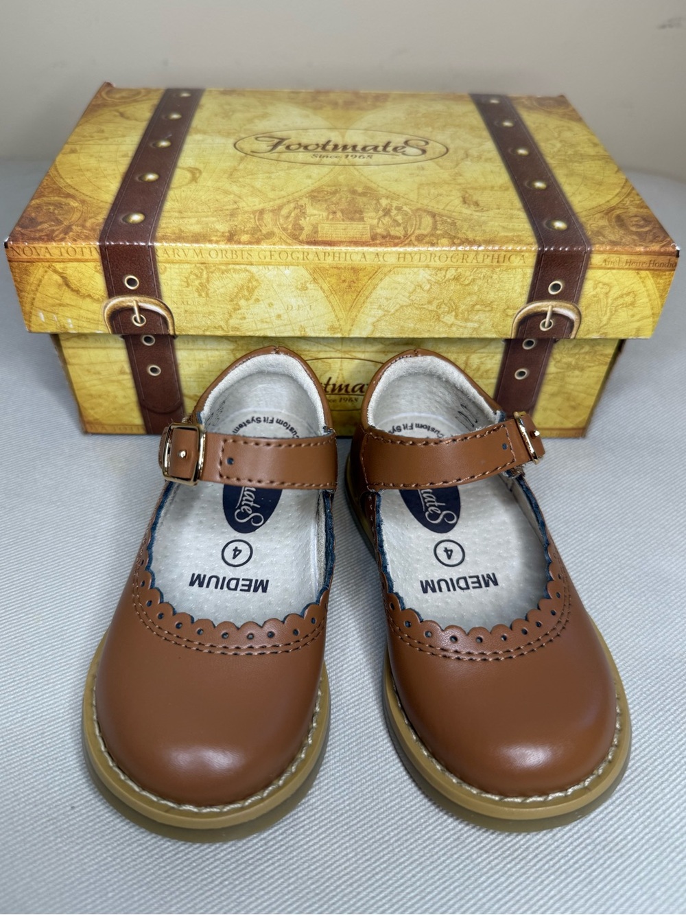 Footmates - Allie in Chestnut - Size 4